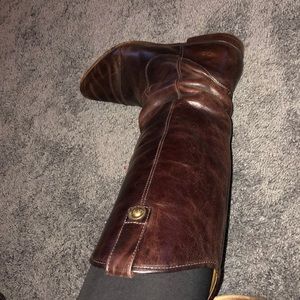 Frye Melissa/ Cindy button boots size 9
